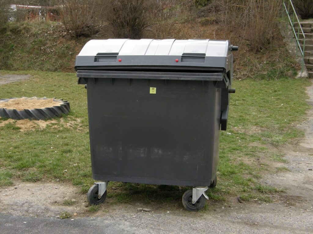 Trash Container Rentals-Greeley’s Premier Dumpster Rental & Roll Off Services